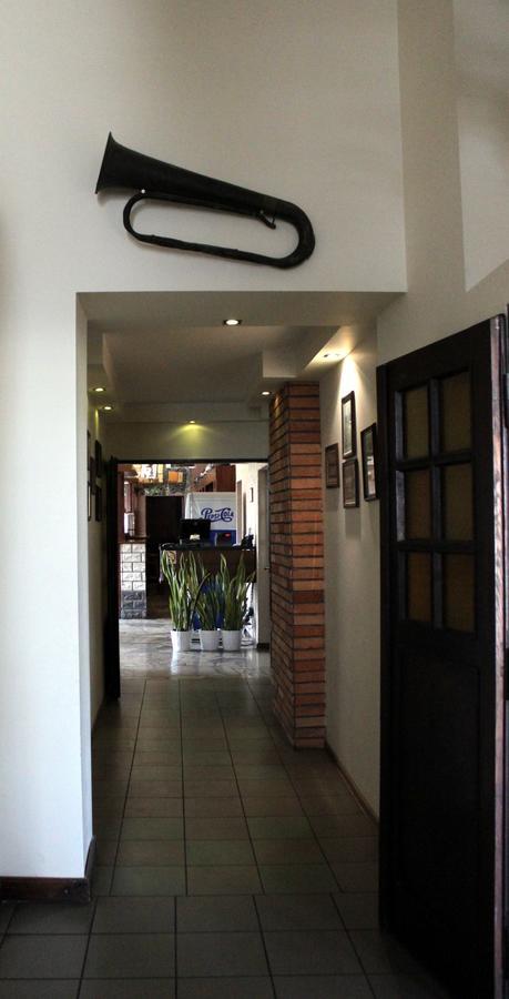 טוחולה Hotel Pod Jeleniem מראה חיצוני תמונה